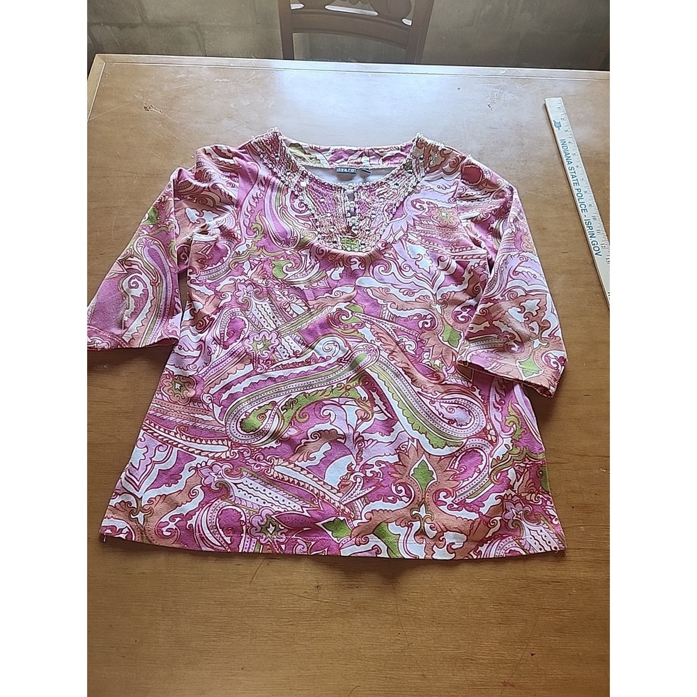Izaro Women's Pink Paisley Beaded 3/4 Sleeve Tunic Style Top Sz Medium